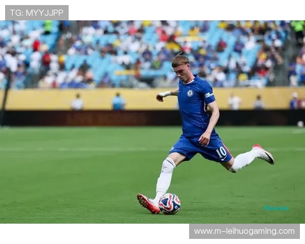 切尔西胜狼队暴露问题：帕尔默创纪录难掩阵容短板，边锋位置深度不足